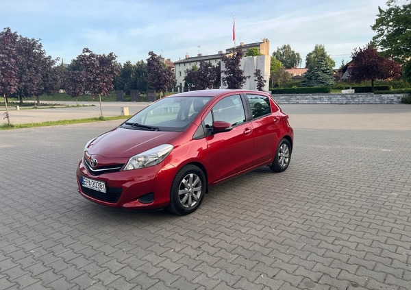 Toyota Yaris cena 35900 przebieg: 101000, rok produkcji 2013 z Zgierz małe 46